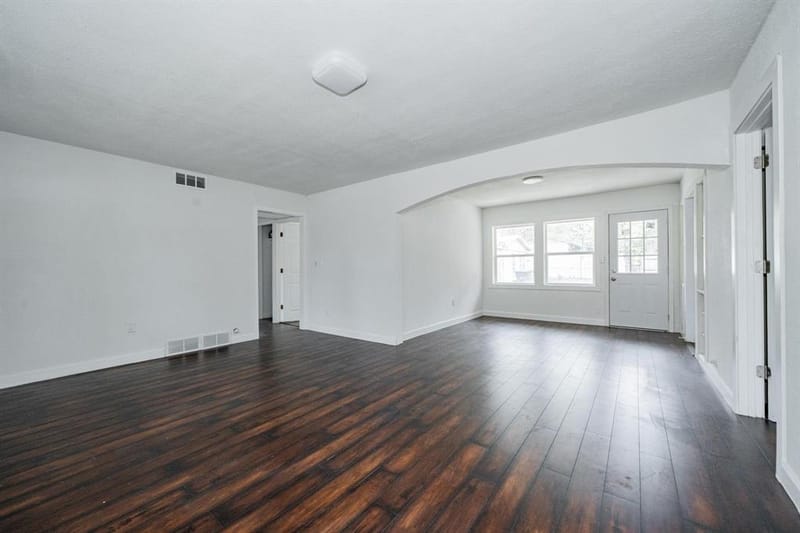 2426 Salerno Drive, Dallas TX 75224 - Photo 6