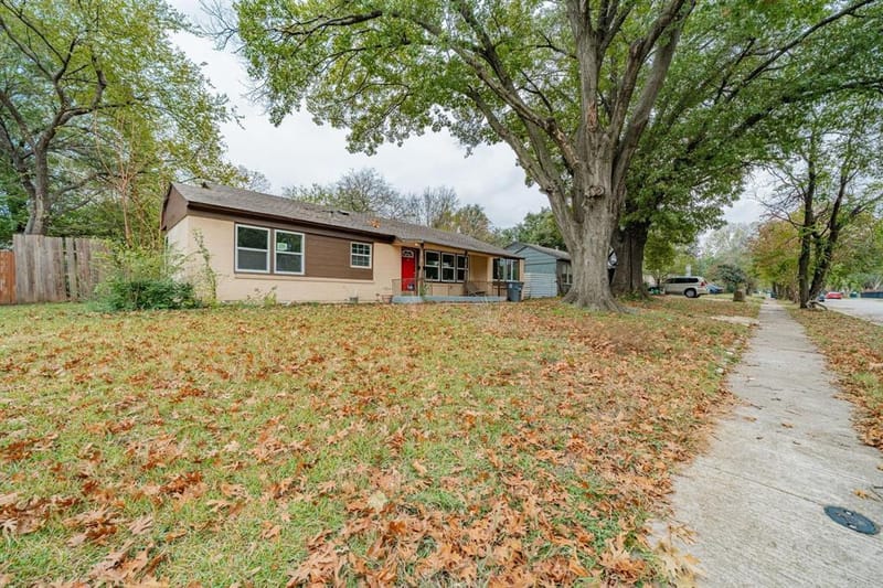 2426 Salerno Drive, Dallas TX 75224 - Photo 3