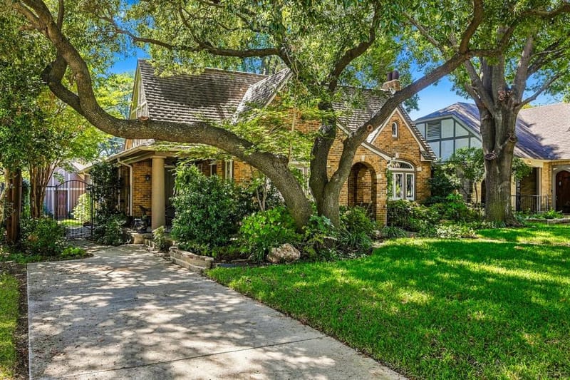 5906 Mercedes Avenue, Dallas TX 75206 - Photo 33