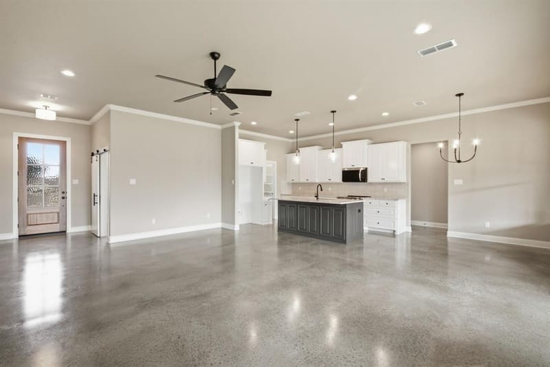 125 Graystone Drive, Weatherford TX 76087 - Photo 9