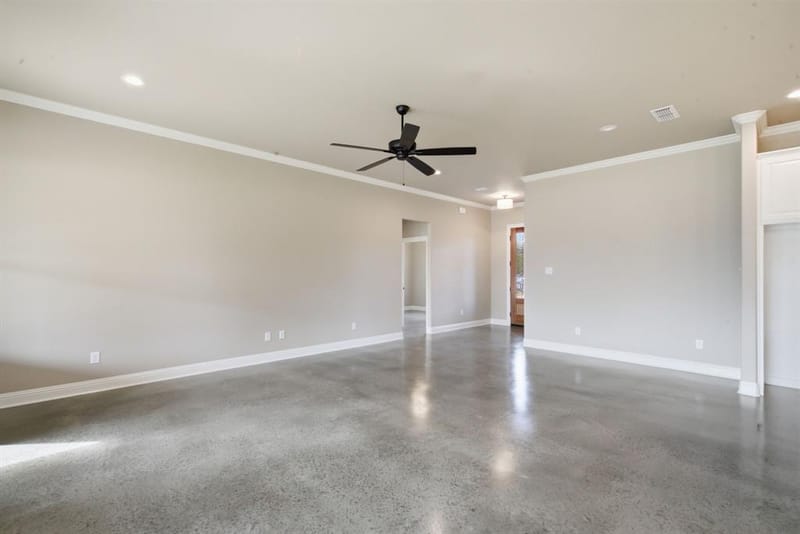 125 Graystone Drive, Weatherford TX 76087 - Photo 10
