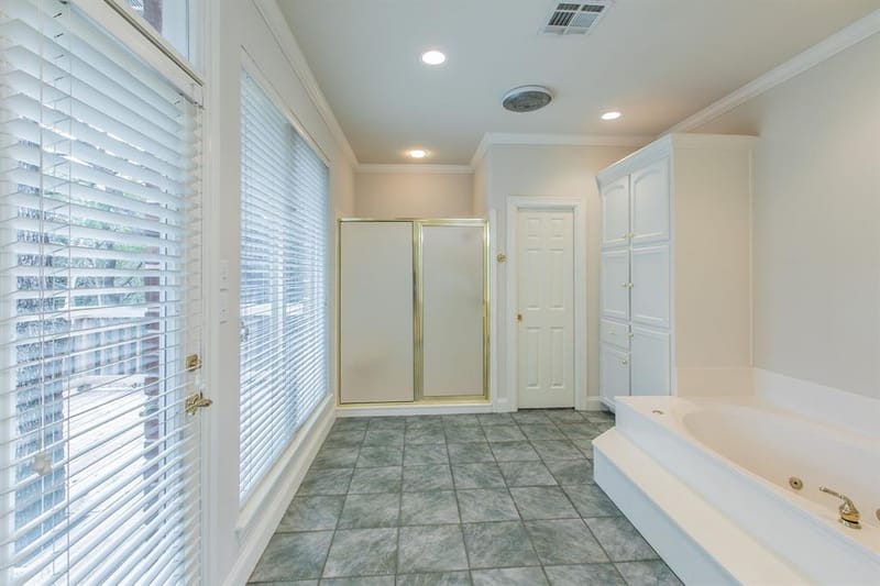 1051 Hidden Valley Court, McGregor TX 76657 - Photo 17