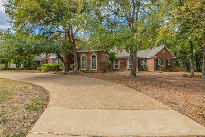 1051 Hidden Valley Court, McGregor TX 76657 - Photo 30