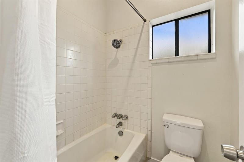 4334 Buena Vista Street, Dallas TX 75205 - Photo 17