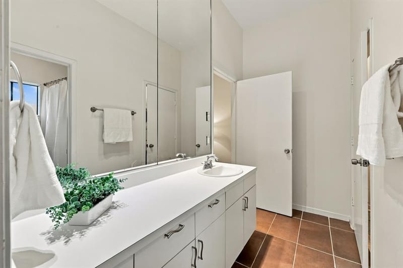 4334 Buena Vista Street, Dallas TX 75205 - Photo 16