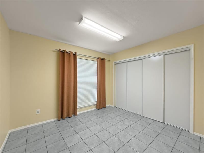 2426 Sutton Drive, Arlington TX 76018 - Photo 23
