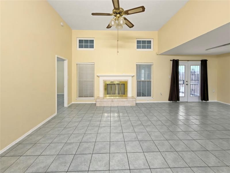2426 Sutton Drive, Arlington TX 76018 - Photo 5