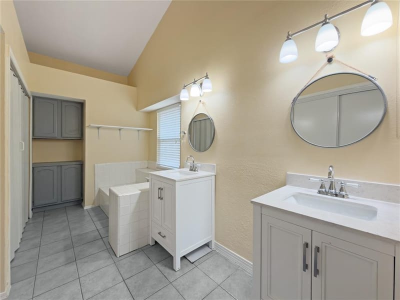 2426 Sutton Drive, Arlington TX 76018 - Photo 20