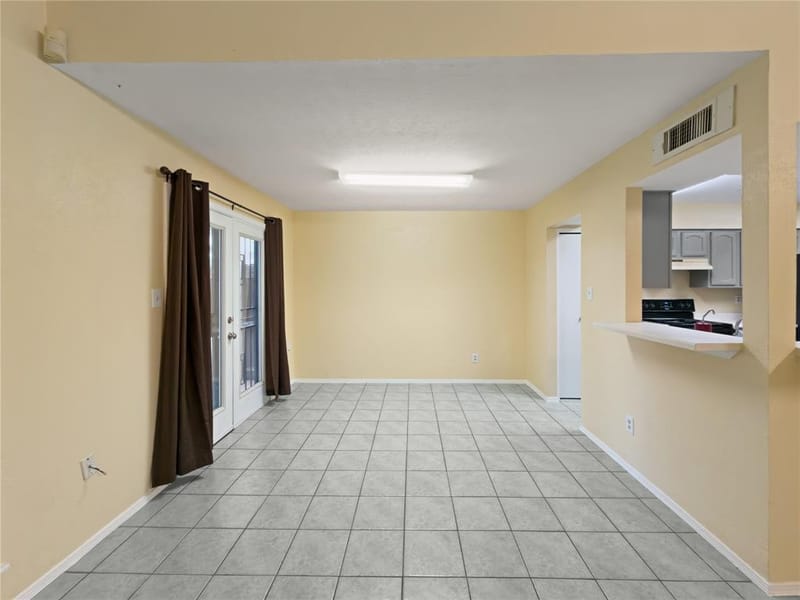 2426 Sutton Drive, Arlington TX 76018 - Photo 9