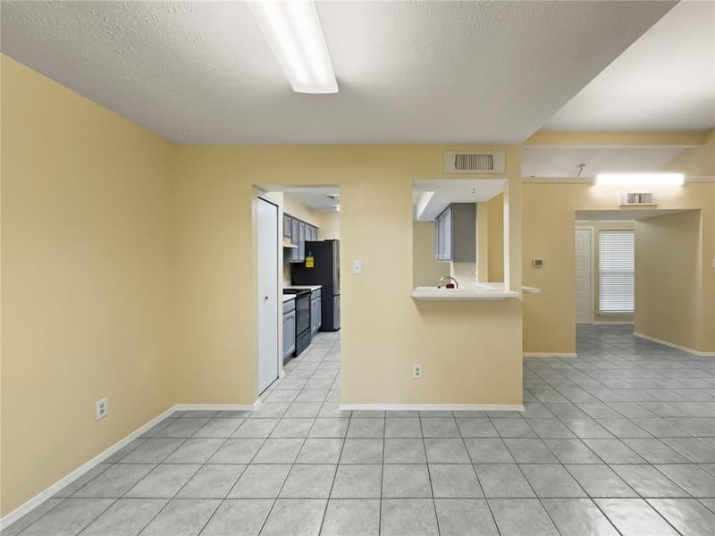 2426 Sutton Drive, Arlington TX 76018 - Photo 10