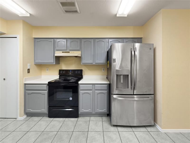 2426 Sutton Drive, Arlington TX 76018 - Photo 14
