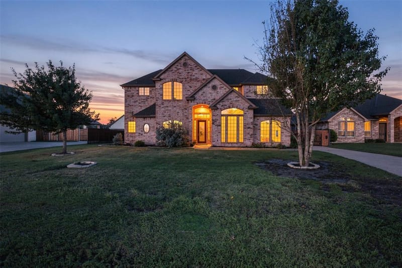 1013 Telford Trail, Crowley TX 76036
