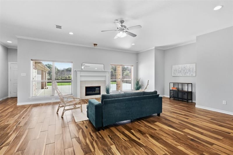 1013 Telford Trail, Crowley TX 76036 - Photo 9