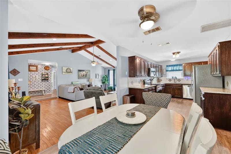 1290 County Road 3355, Paradise TX 76073 - Photo 14