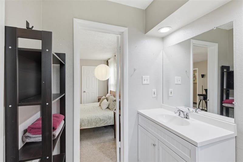 4324 Lambeth Lane, Fort Worth TX 76103 - Photo 20