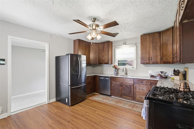 4324 Lambeth Lane, Fort Worth TX 76103 - Photo 10