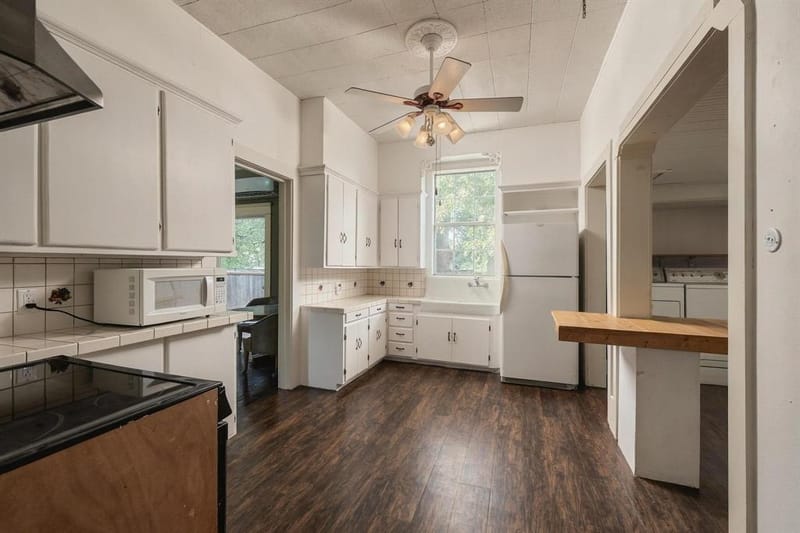 701 E Main Street, Whitesboro TX 76273 - Photo 13