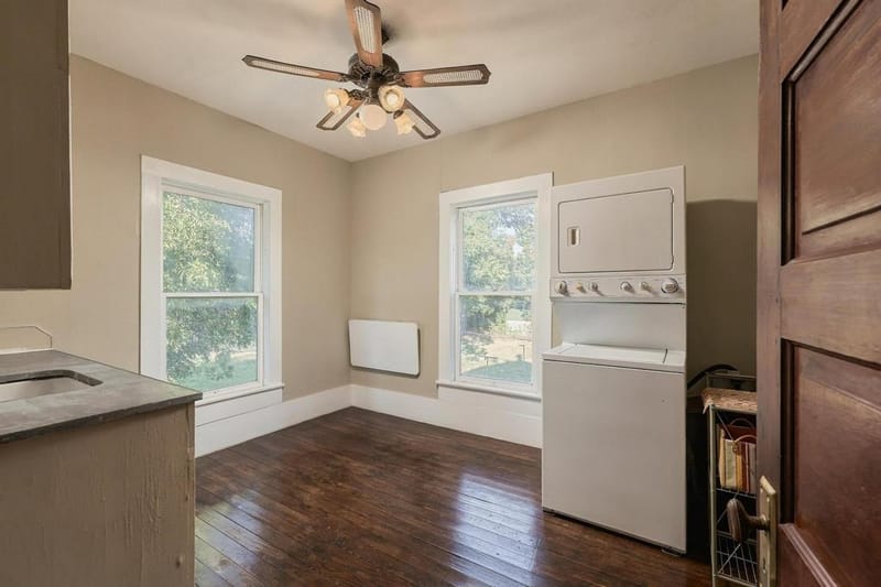 701 E Main Street, Whitesboro TX 76273 - Photo 24
