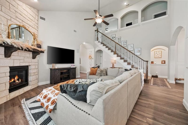 2741 Thornhill Lane, Mansfield TX 76084 - Photo 9