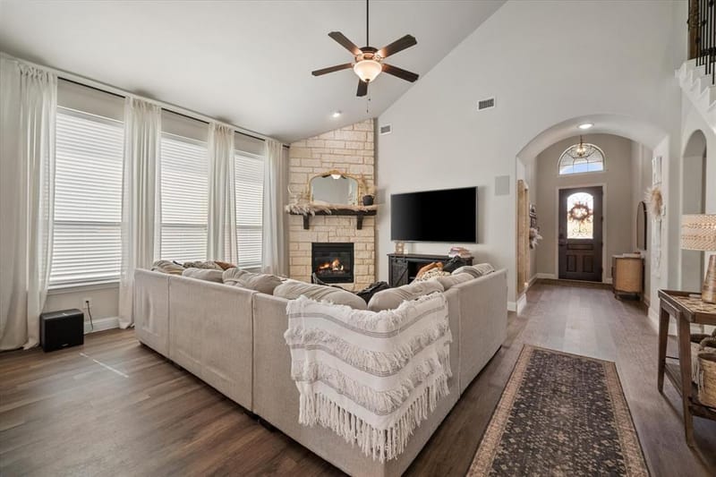 2741 Thornhill Lane, Mansfield TX 76084 - Photo 8