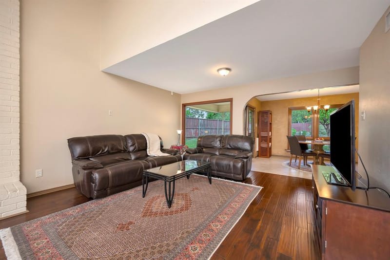 2101 Holt Road, Arlington TX 76006 - Photo 7