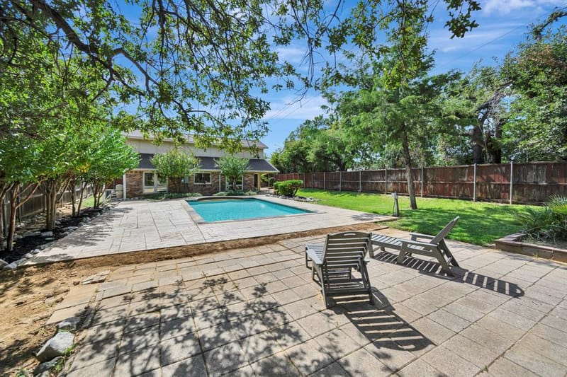 2101 Holt Road, Arlington TX 76006 - Photo 3