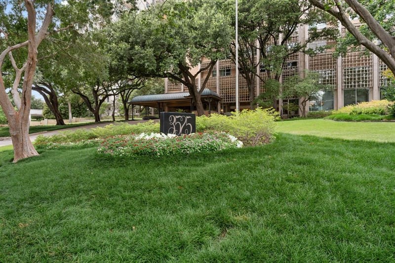 3525 Turtle Creek Boulevard # 12E, Dallas TX 75219 - Photo 29