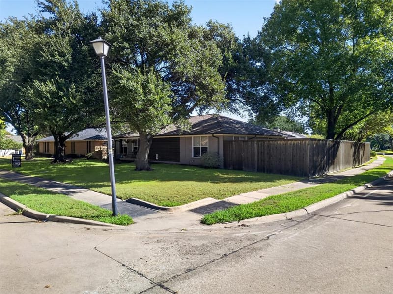 2502 Rochdale Street, Garland TX 75040 - Photo 3