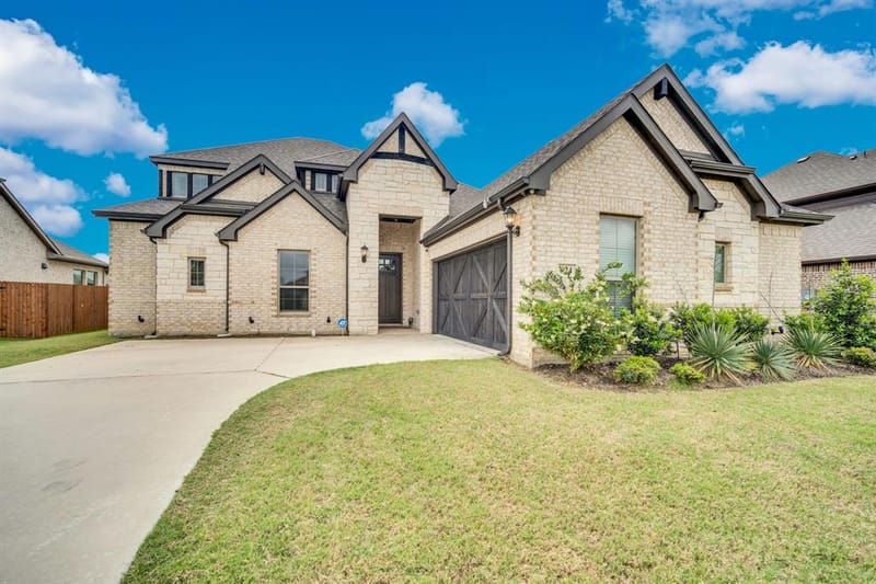 624 Sirius Lane, Waxahachie TX 75165