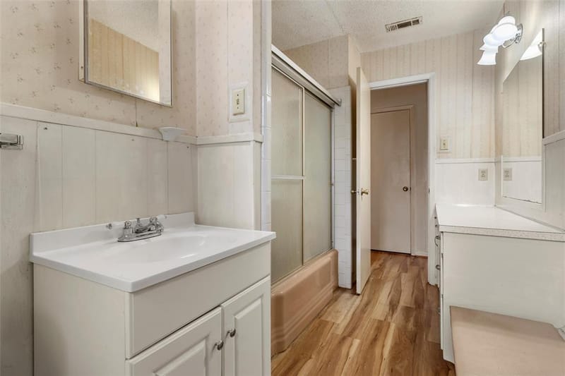 131 Ronwood, Woodway TX 76712 - Photo 27