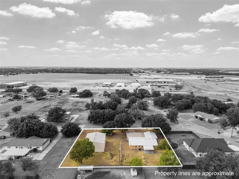 131 Ronwood, Woodway TX 76712 - Photo 38
