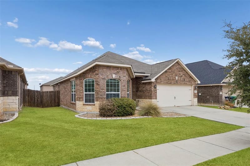 1005 Princewood Drive, Denton TX 76207 - Photo 2