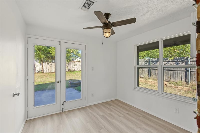 709 N Rusk Street, Weatherford TX 76086 - Photo 13
