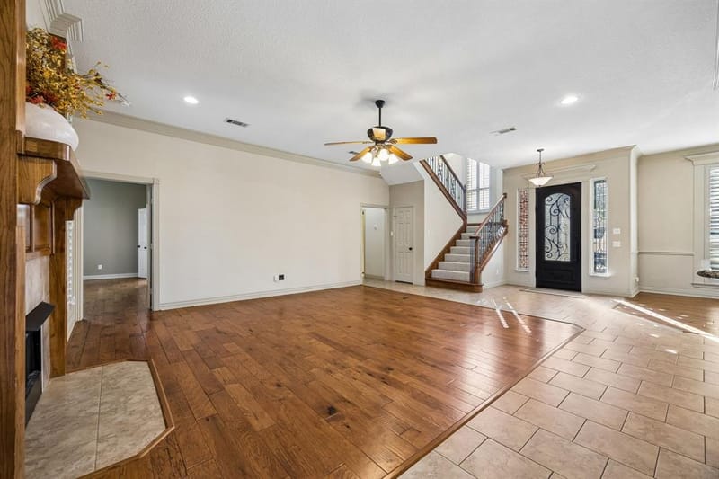 837 Thomas Crossing Drive, Fort Worth TX 76028 - Photo 6
