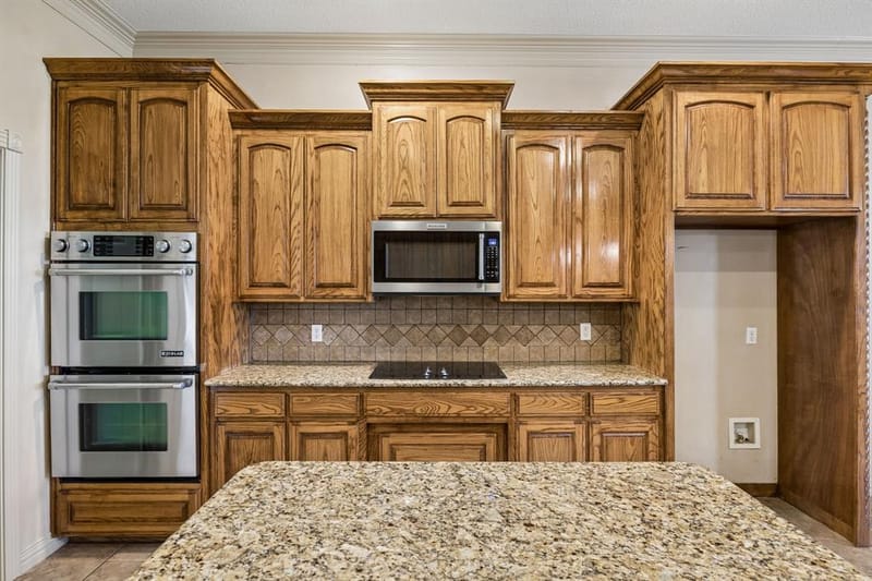 837 Thomas Crossing Drive, Fort Worth TX 76028 - Photo 12