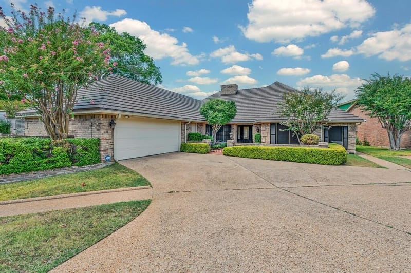 3711 Windmill Hill Drive, Waco TX 76710 - Photo 2