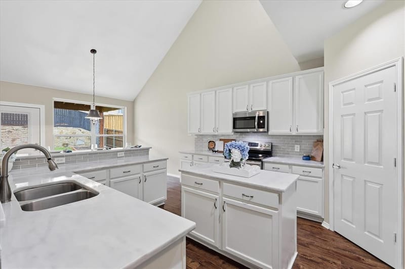 1709 Sunflower Drive, Corinth TX 76210 - Photo 14