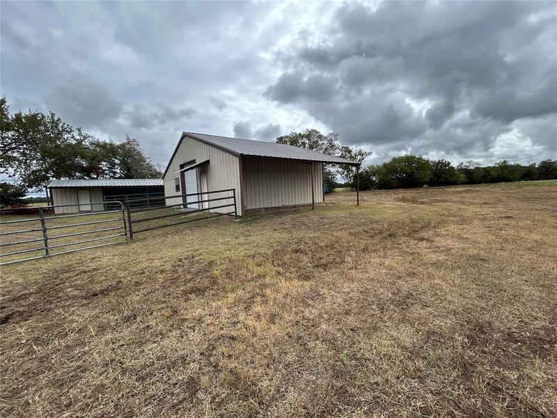 2770 County Road 4129, Cumby TX 75433 - Photo 13