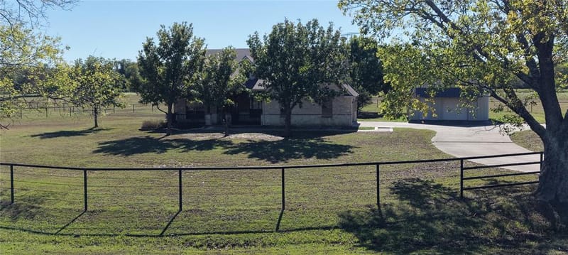2770 County Road 4129, Cumby TX 75433 - Photo 10
