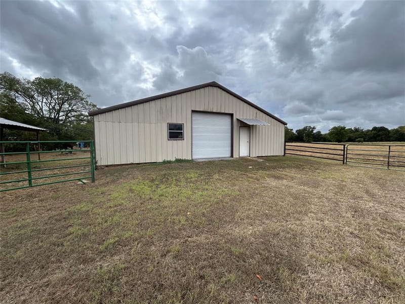 2770 County Road 4129, Cumby TX 75433 - Photo 15