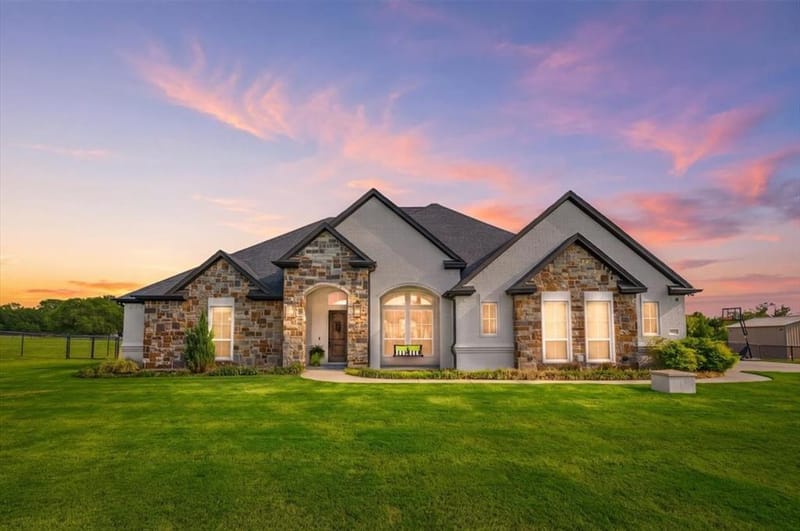 1017 Moriah Road, Weatherford TX 76087 - Photo 2
