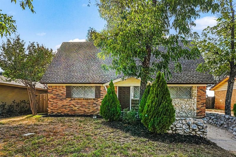 1404 Tatum Drive, Arlington TX 76012