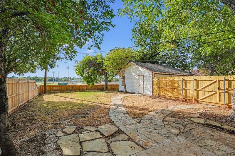 1404 Tatum Drive, Arlington TX 76012 - Photo 29