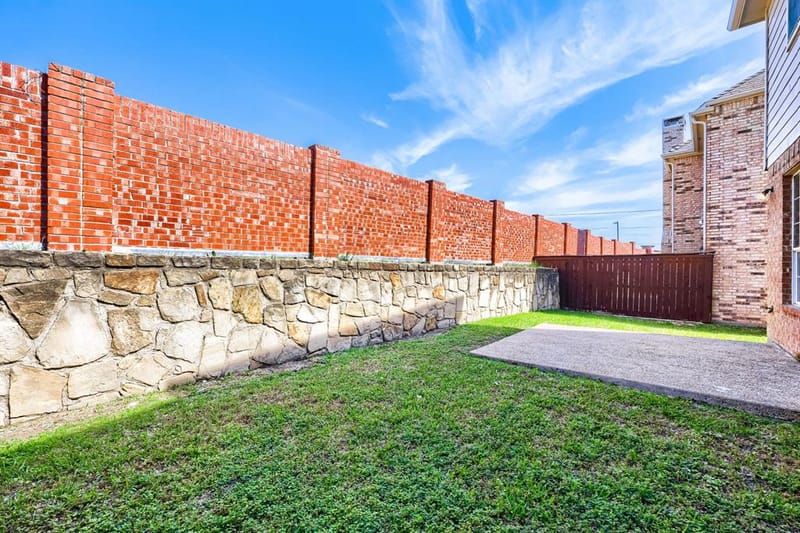 8115 Dogwood Lane, Irving TX 75063 - Photo 27
