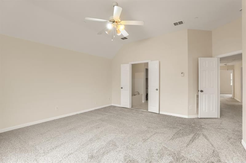 8115 Dogwood Lane, Irving TX 75063 - Photo 17