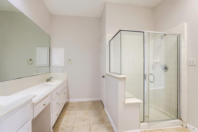 8115 Dogwood Lane, Irving TX 75063 - Photo 20