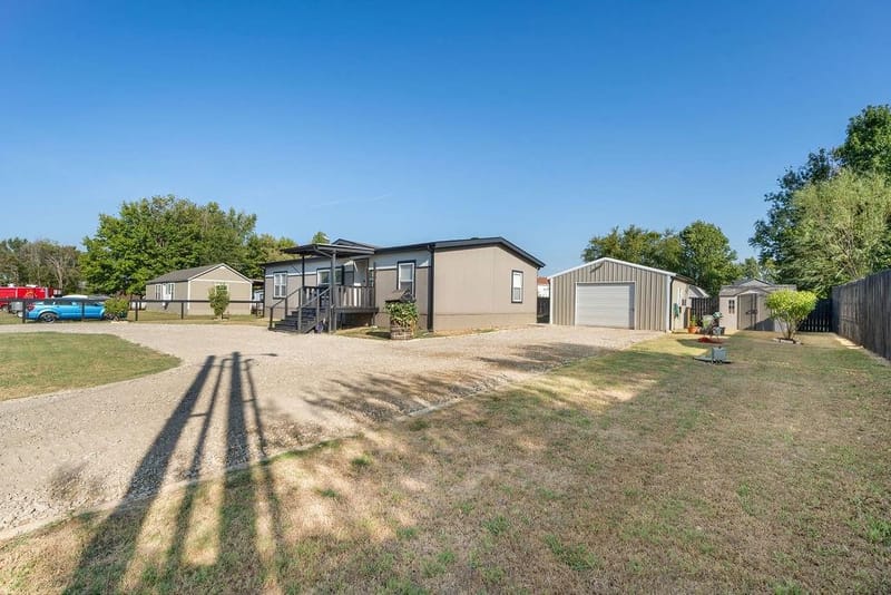 827 Cheyenne, Quitman TX 75783 - Photo 27