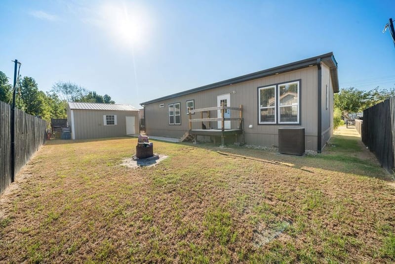 827 Cheyenne, Quitman TX 75783 - Photo 25