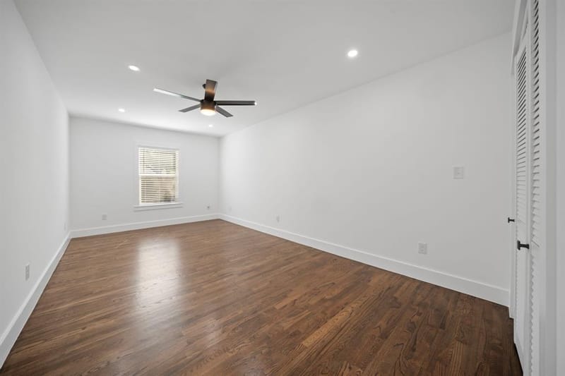2823 Cherrywood Avenue, Dallas TX 75235 - Photo 10