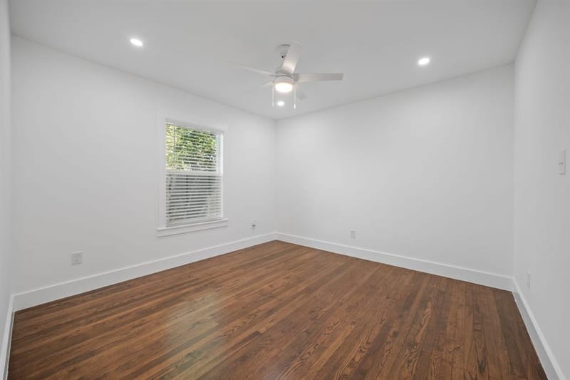 2823 Cherrywood Avenue, Dallas TX 75235 - Photo 15